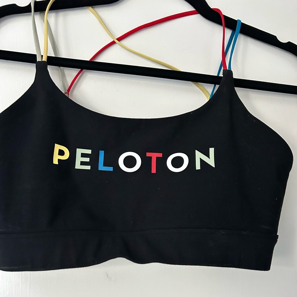 Peloton bra top size medium